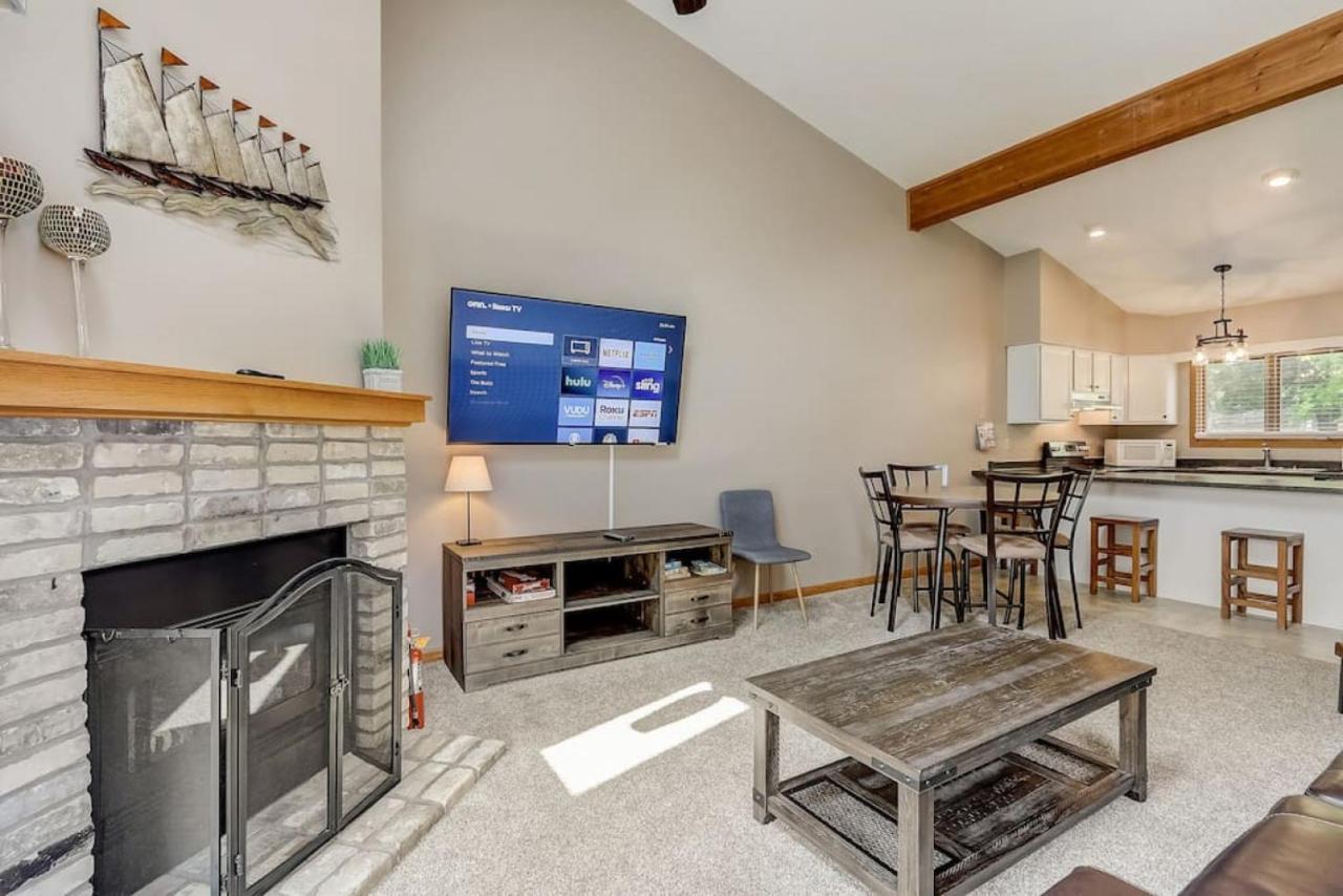 Grace Jo Vacation Home At Tamarack Highland 5 Wisconsin Dells Eksteriør bilde